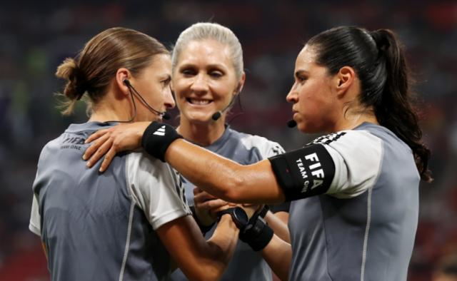 1669969554385066544.png r.png